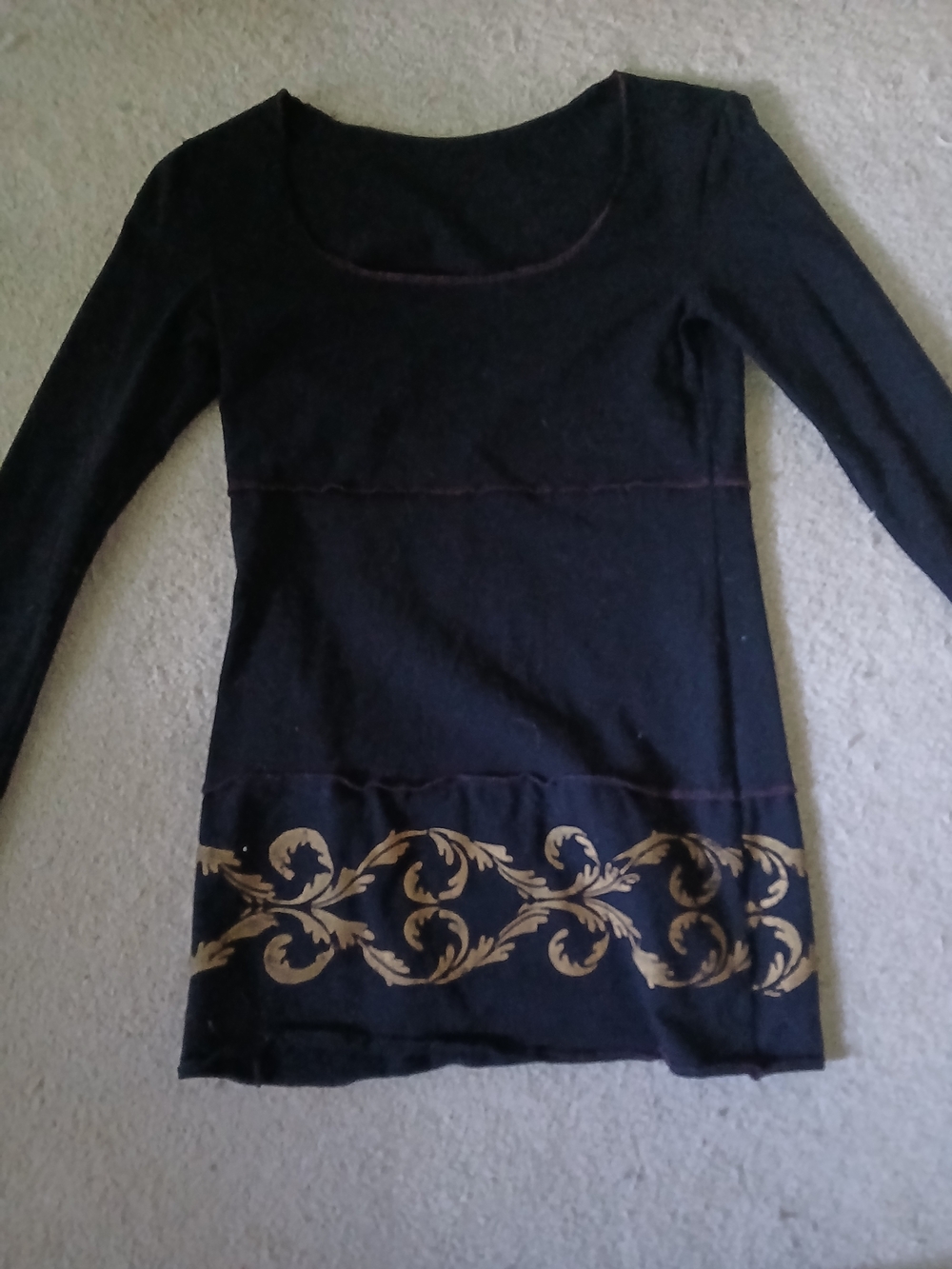 Black Long-Sleeve Scoop Neck Top with Gold Scroll Border